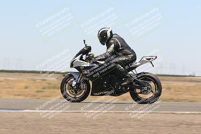 media/Aug-04-2024-TrackDaz (Sun) [[e1ff0814b6]]/Group B/1220pm (Wheelie Bump)/